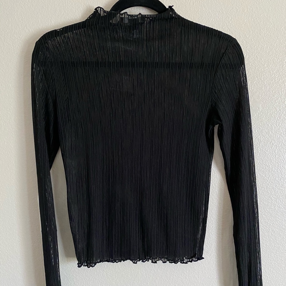 Long sleeve mesh shirt